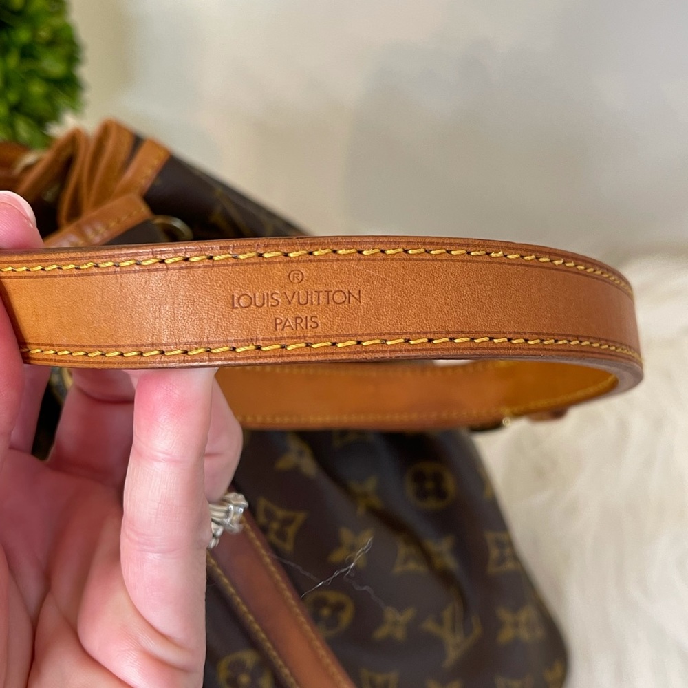 Louis Vuitton Petit Noe - Picture 5 of 15